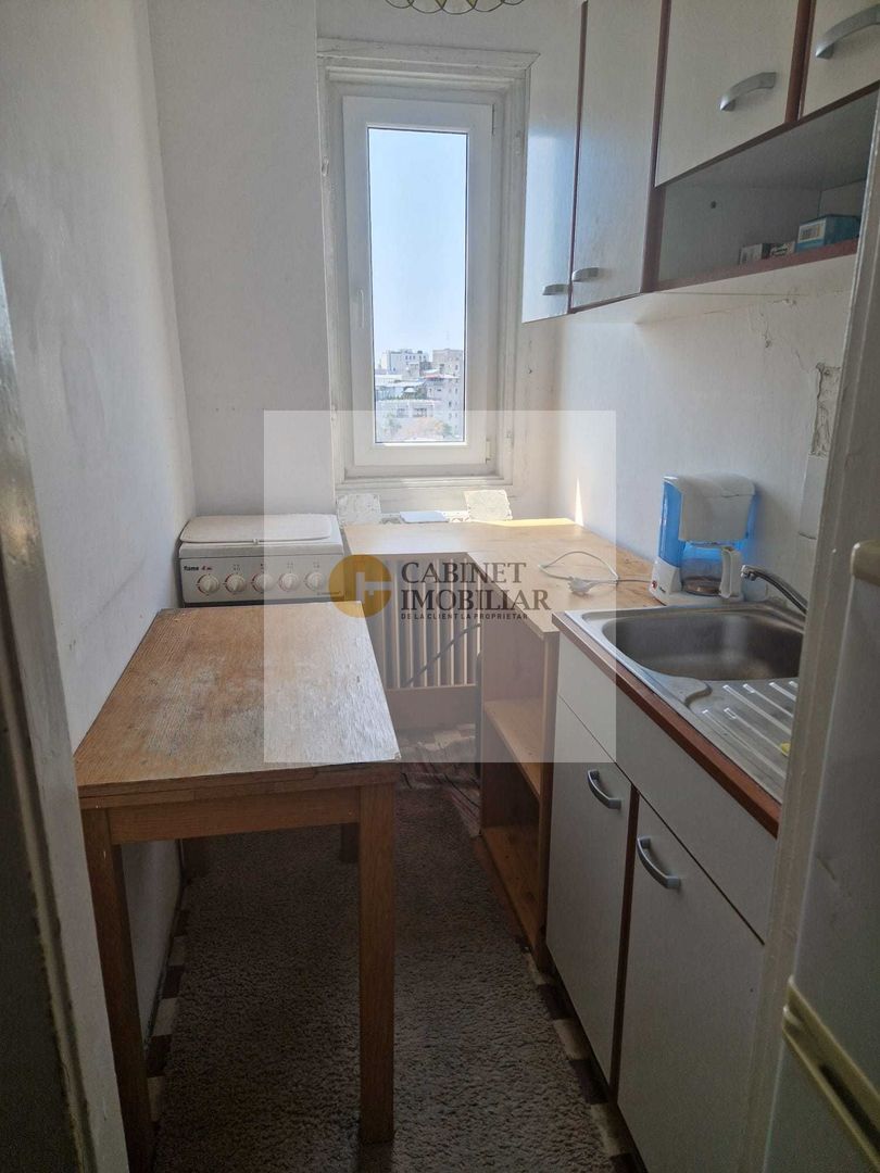 Garsoniera  30 mp |  Piata Romana  |  Balcon Vedere |  Panoramica - Poză 3