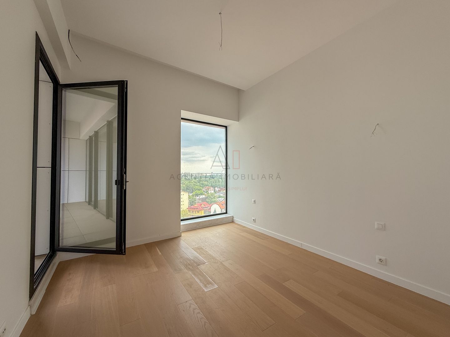 2 camere l Floreasca l vedere spre lac - Poză 9