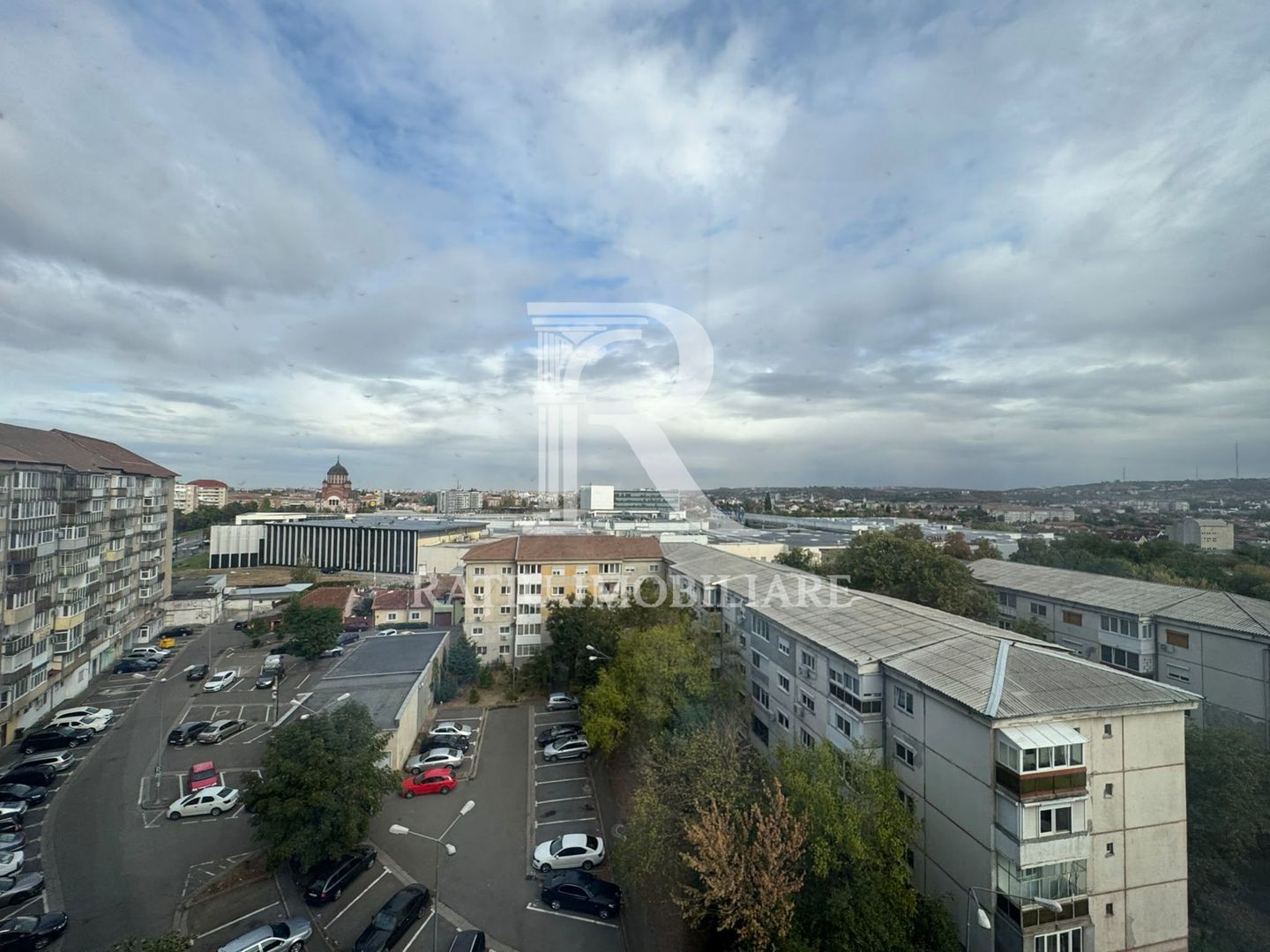 De inchiriat | Apartament cu o camera |  vedere panoramica | Nufarul - Poză 6
