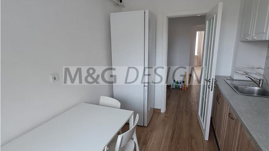 Etaj 1 4 camere  Complexul Studentesc-aproape de Sala Olimpia - Poză 2