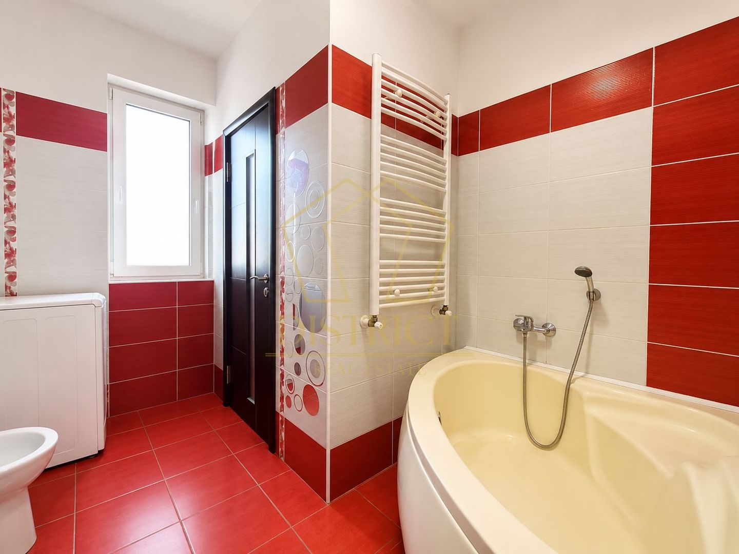 Apartament cu 2 camere loc de parcare, etaj 1 | Dumbravita la intrare - Poză 8