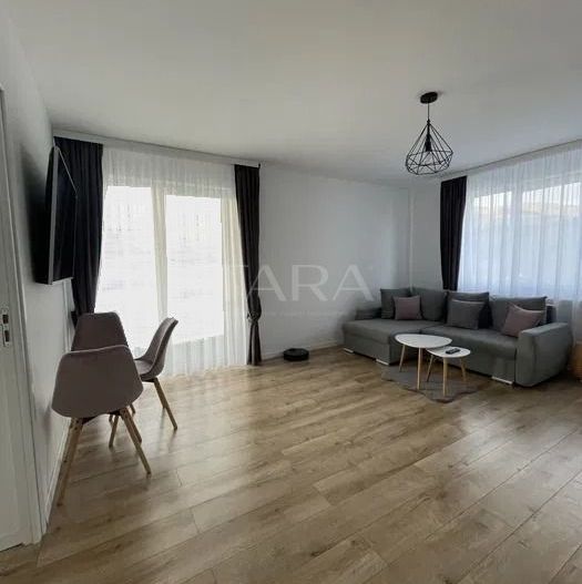Apartament de vanzare cu 3 camere in Floresti. - Poză 6