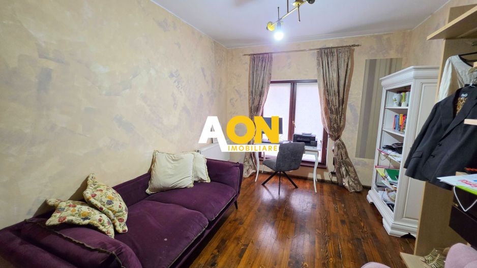 Casă individuală cu 6 camere și piscină în Alba Iulia, zona Cetate - Poză 13