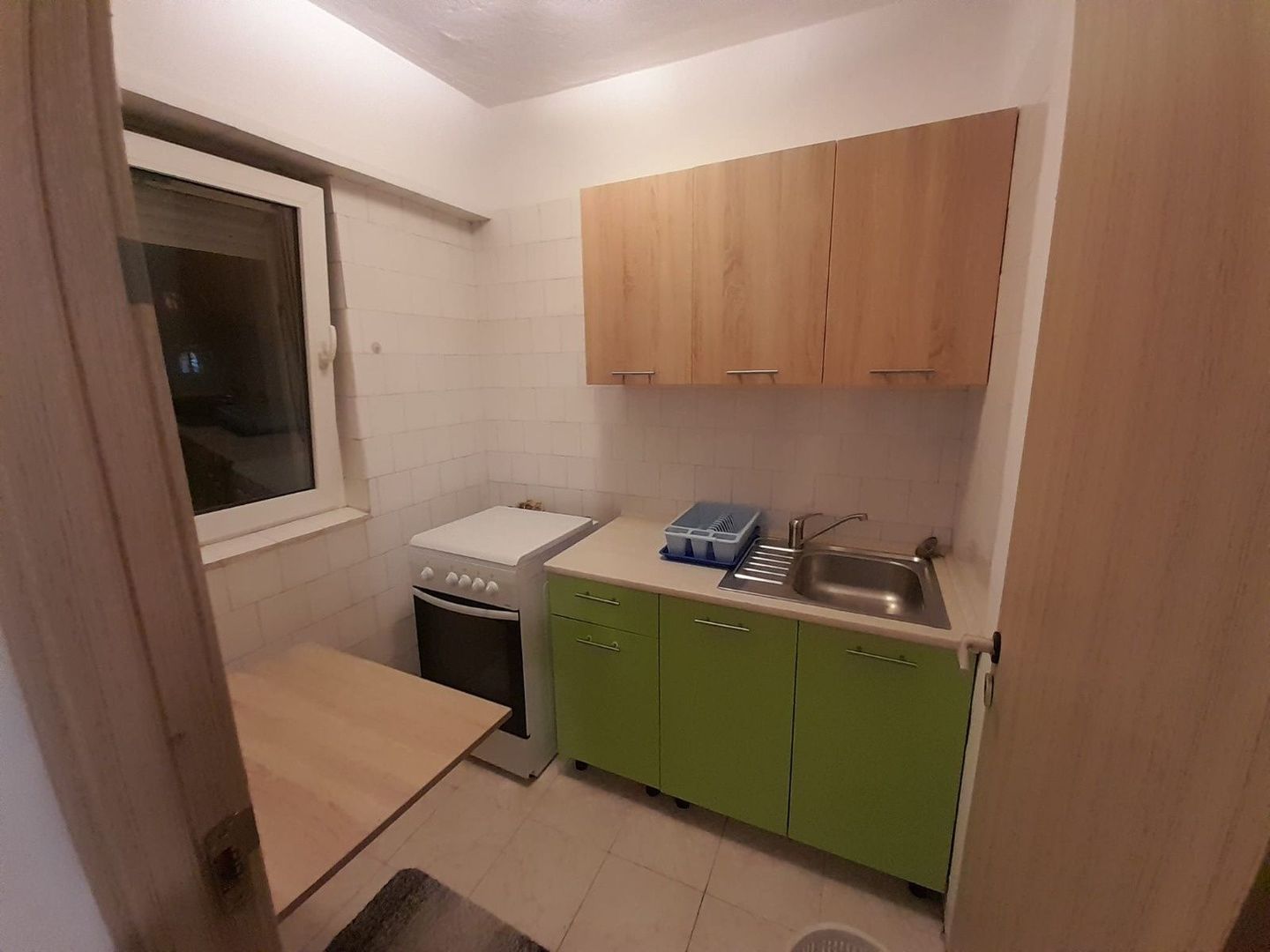 Garsonieră spațioasă, bloc anvelopat, zona Sebastian – Vulcan-Pet friendly - Poză 7
