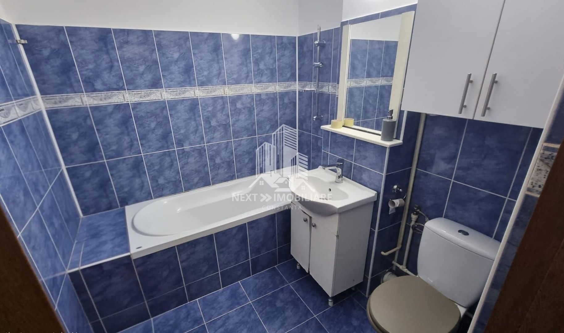 Apartament 2 Camere Decomandat - Zona Dacia , vedere Bd. Tomis - Poză 5