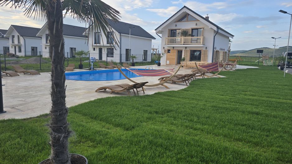Casa 4 camere la cheie,10 minute de spital 150mp,700mp teren - Poză 24