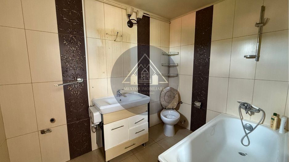 Casa de 3 camere, Medias. - Poză 16