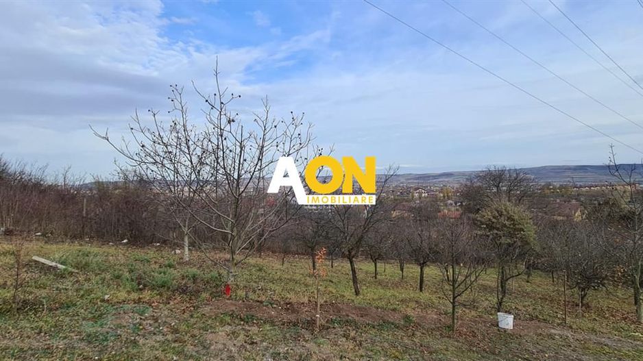 Teren de Vanzare cu Proiect de Casa Toate Utilitatile - Poză 1