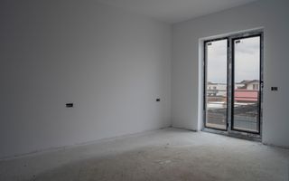 Duplex modern de vânzare în cartierul Izvor - Poză 8