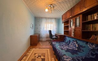 Apartament cu 3 camere decomandate de inchiriat, Cetate - Poză 5