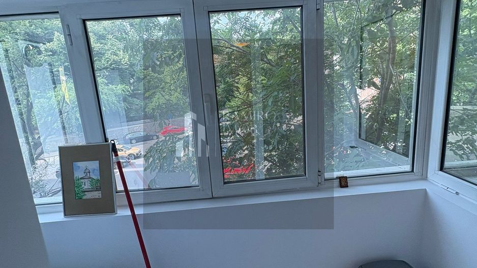 4 camere  etaj 1 /450 m METROU UNIRII - Poză 6