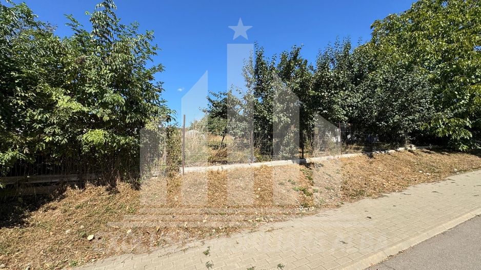 Teren intravilan | 800mp | 15ml deschidere | Toate utilitatile |Cetate - Poză 1