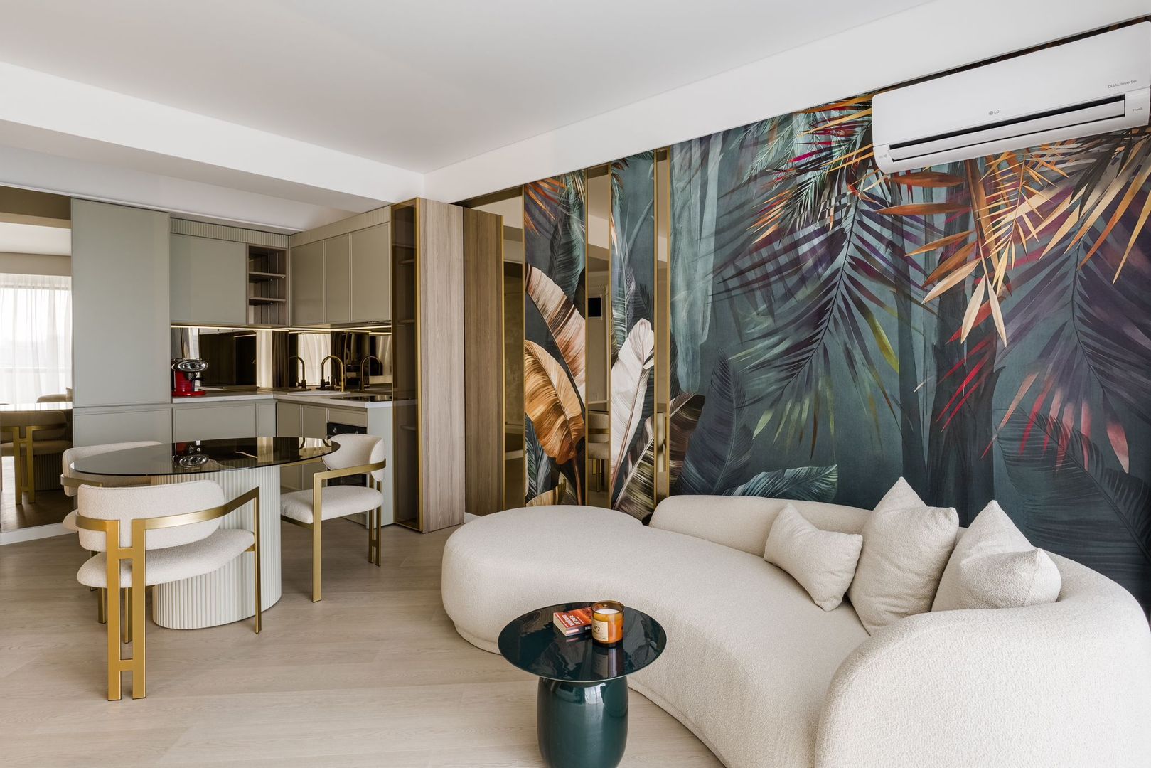 Apartament || 2 camere || Cortina North - Poză 1