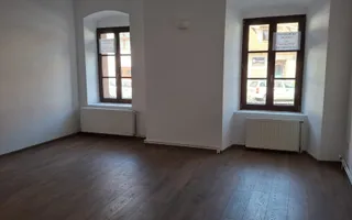 Pensiune 12 camere de închiriat | Central, Sibiu | terasă - Poză 17