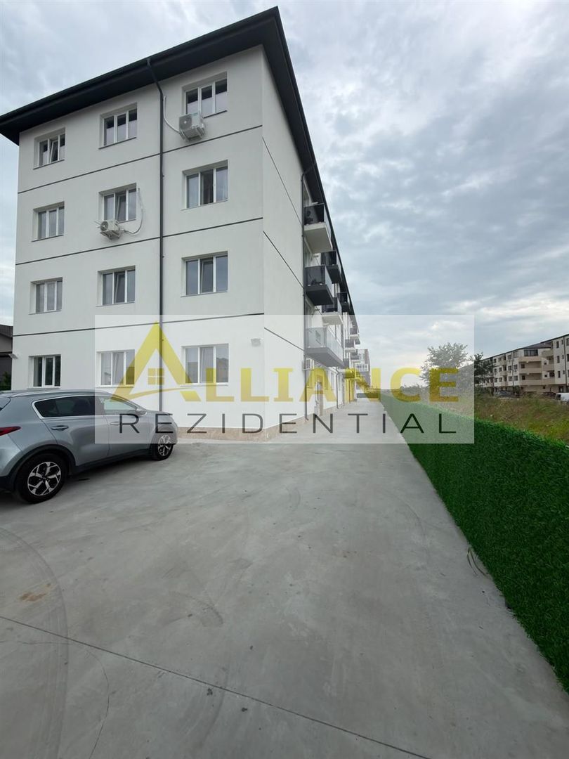 Apartament 3 camere cu parcare inclusa 100.000 euro - Poză 1