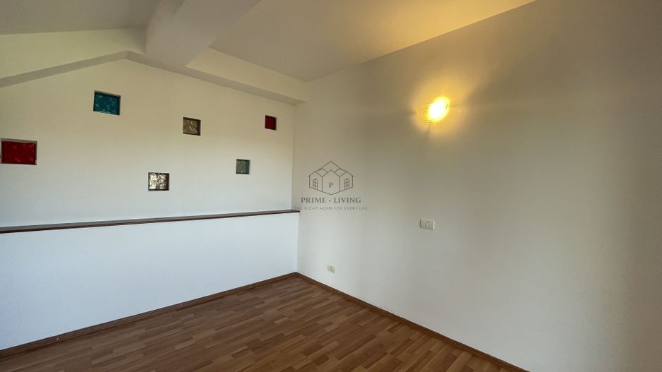 VILA CU 5 DORMITOARE IN COMPLEX REZIDENTIAL - Poză 20