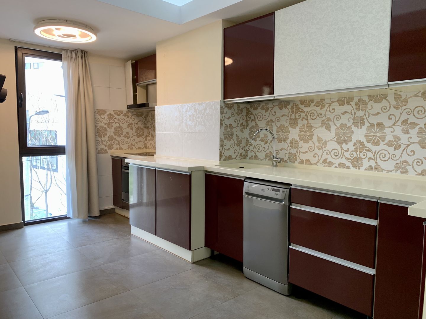 Apartament 4 camere spatios | Barbu Văcărescu |  2 Locuri de parcare - Poză 5