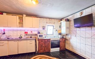 Ghencea – Casă individuală cu mare potențial, poziție excelentă ! - Poză 11