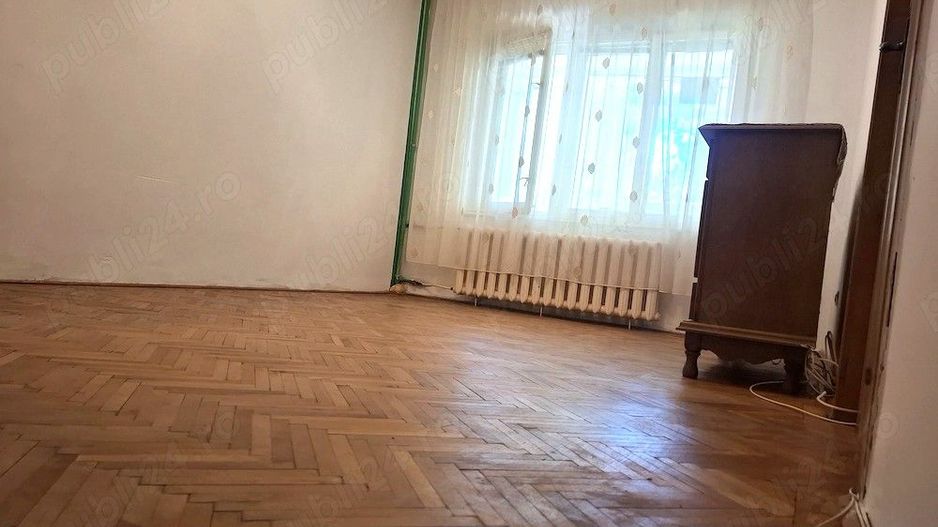 Vanzare Garsoniera Vitan | 40 mp | Parter Inalt cu Balcon si Scurgere Separată - Poză 4