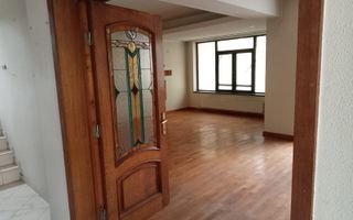 Casa perfectă pentru tine și afacerea ta – zona Casa Sindicatelor! - Poză 45