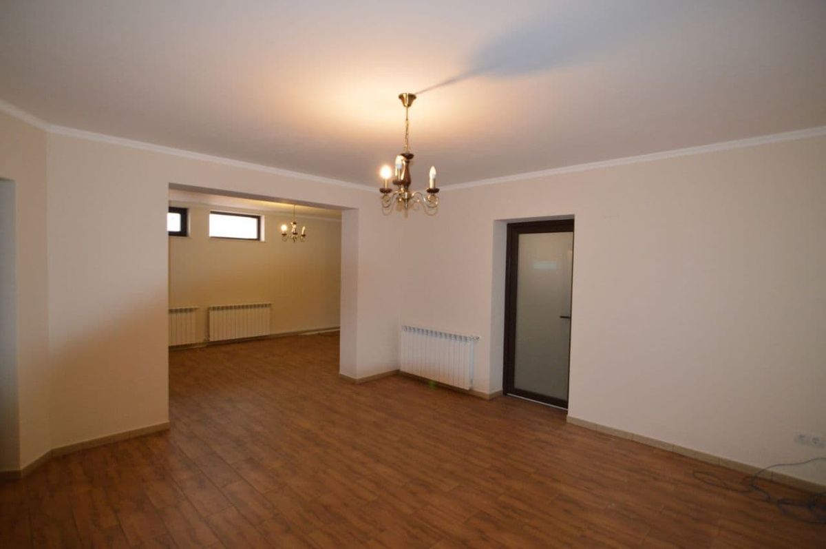 CASA 16 CAMERE FOSTA AMBASADA -CALEA VICTORIEI -6 LOCURI DE PARCARE - Poză 10