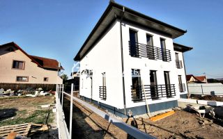 Casa la cheie 4 camere,2 bai,105mp,288 mp teren, 0% comision - Poză 2