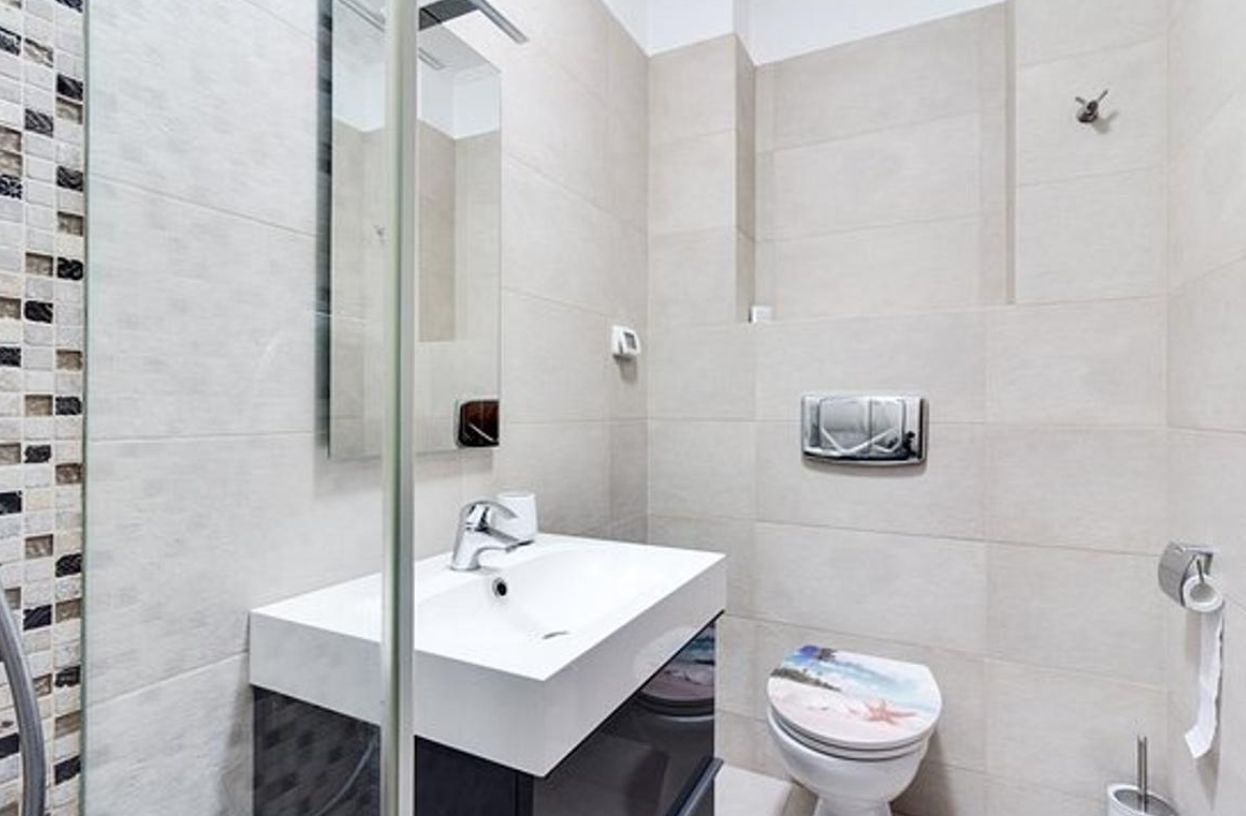 Inchiriere apartament 4 camere | Sisesti | Parcare subterana - Poză 9