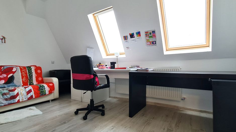 Casa 4 camere mobilata si utilata cartier Izvor Tarlungeni Brasov - Poză 6