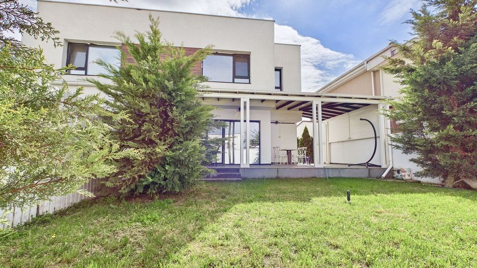 Liniște lângă pădure, duplex modern cu design elegant, în Dumbrăvița - Poză 29