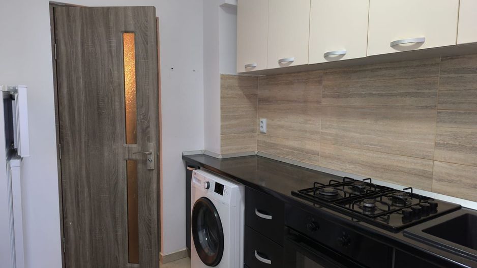Apartament de inchiriat cu 3 camere si garaj strada Oasului 90 - Poză 9