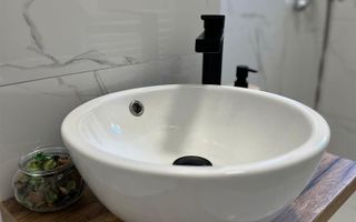3 cam Judetean etaj 1 RENOVAT - Poză 2