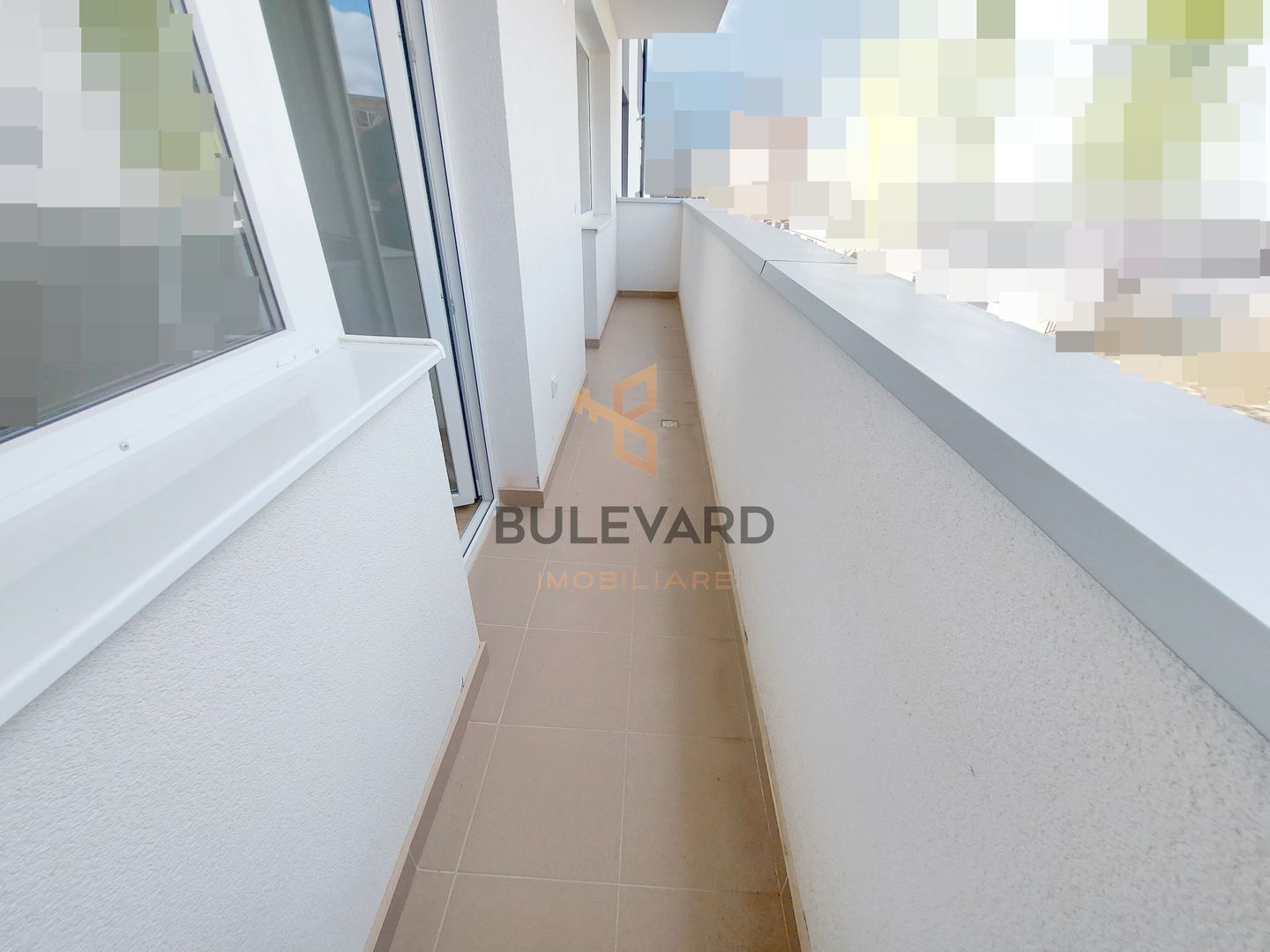 Apartament cu 2 camere , zona Porii! - Poză 5