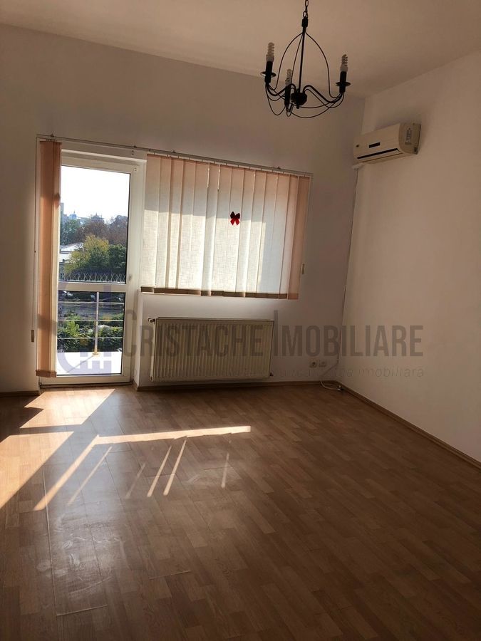 Birou tip duplex_160 mp_contorizare individuala_open space generos + 4 birouri - Poză 12