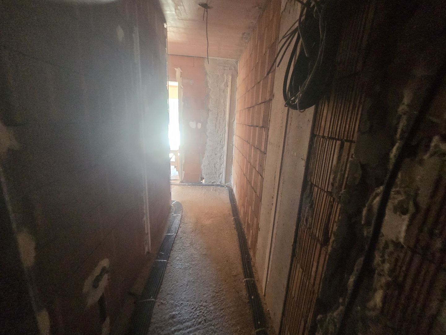 Apartamente in bloc NOU cu 2  camere zona GH.Doja - Poză 15