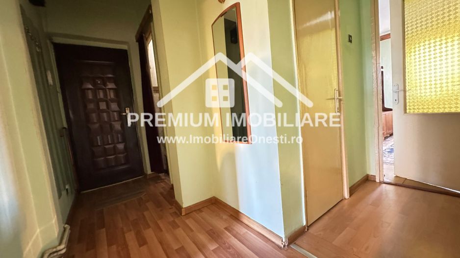 Apartament 3 camere etaj 2 de vanzare - Poză 8