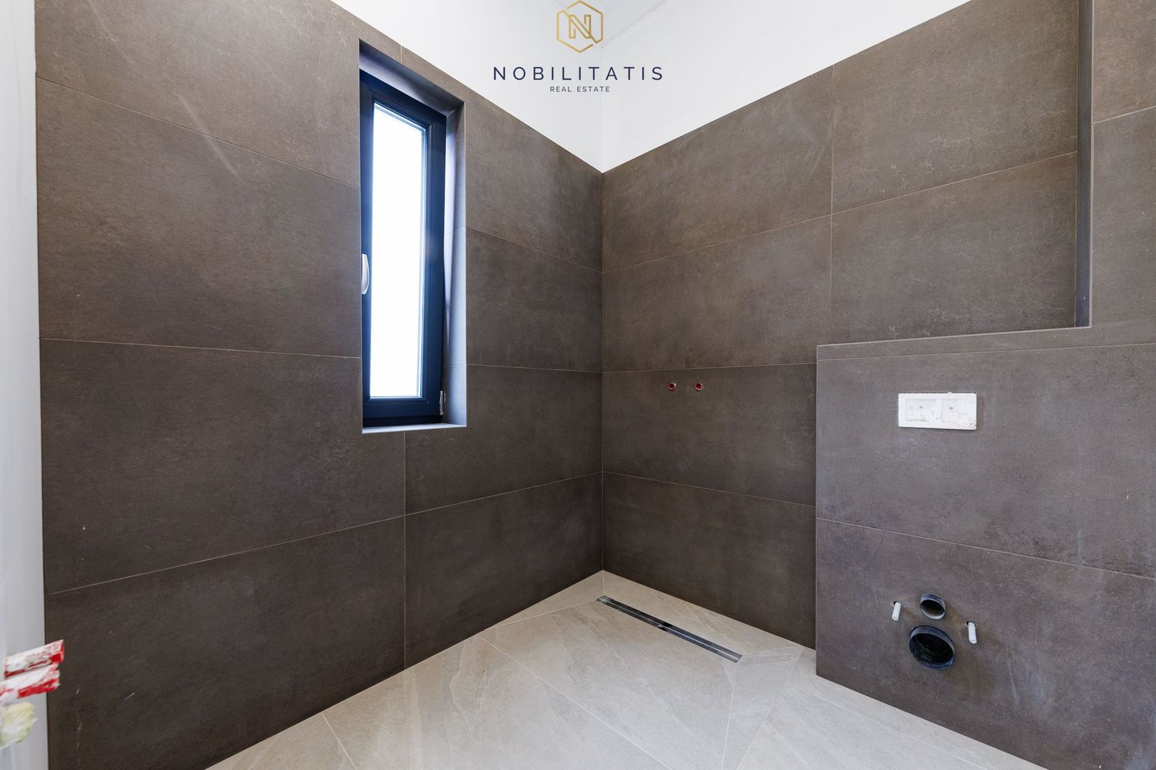 Duplex de vanzare la liziera padurii - 130 mp, 4 bai & 4 dormitoare - Poză 20