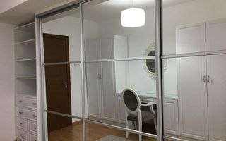 Apartament cu 4 camere, terasă de 97 mp, parcare inclusă. - Poză 3