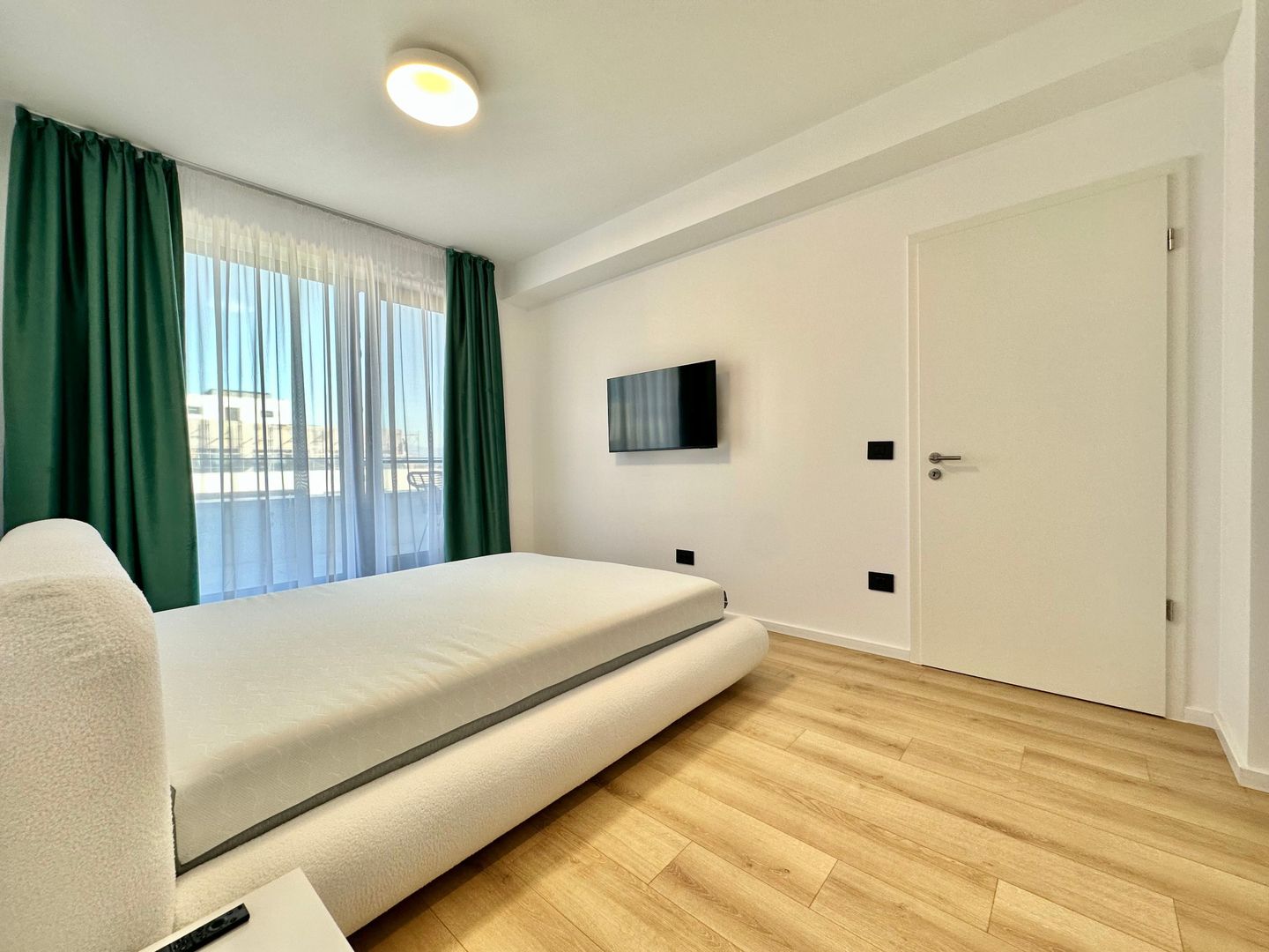 Apartament cu 2 camere de închiriat Kasper– Coresi - Prima închiriere - Poză 11