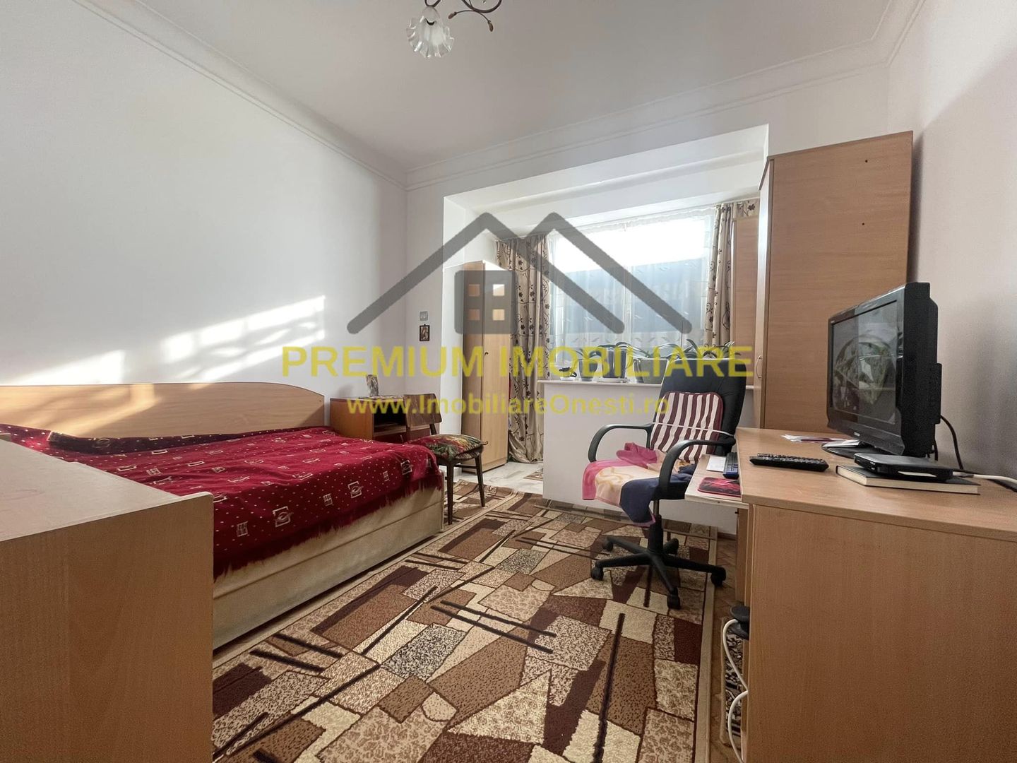 Apartament 3 Camere - Decomandat - Zona ultracentrala - Poză 2