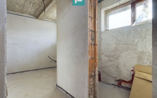 Vilă la gri în Via Carmina - Poză 7