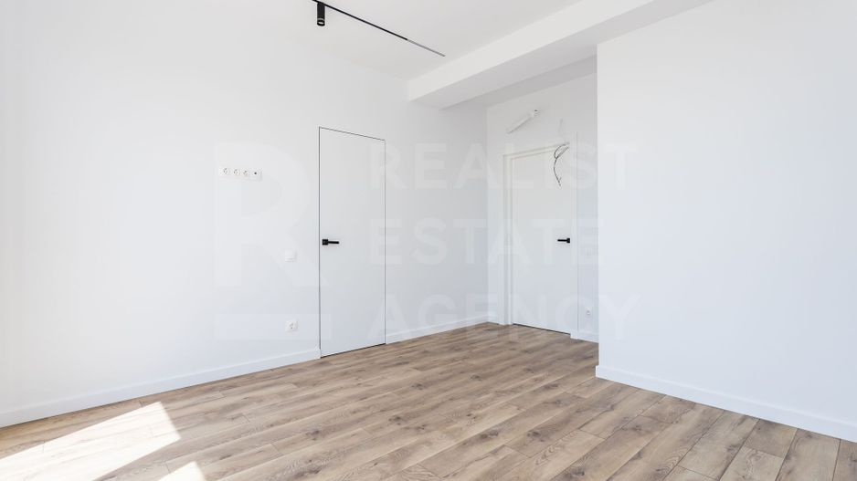 Vânzare, casă, 2 nivele, 4 camere, strada Sfânta Vineri, Tohatin - Poză 5