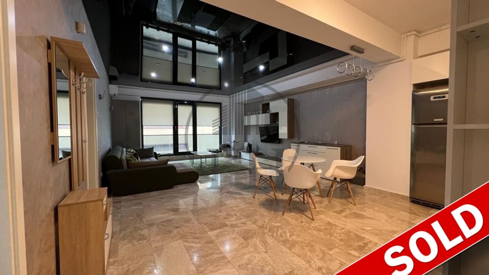 Apartament cu 2 camere de închiriat în Central, Mamaia - Poză 1