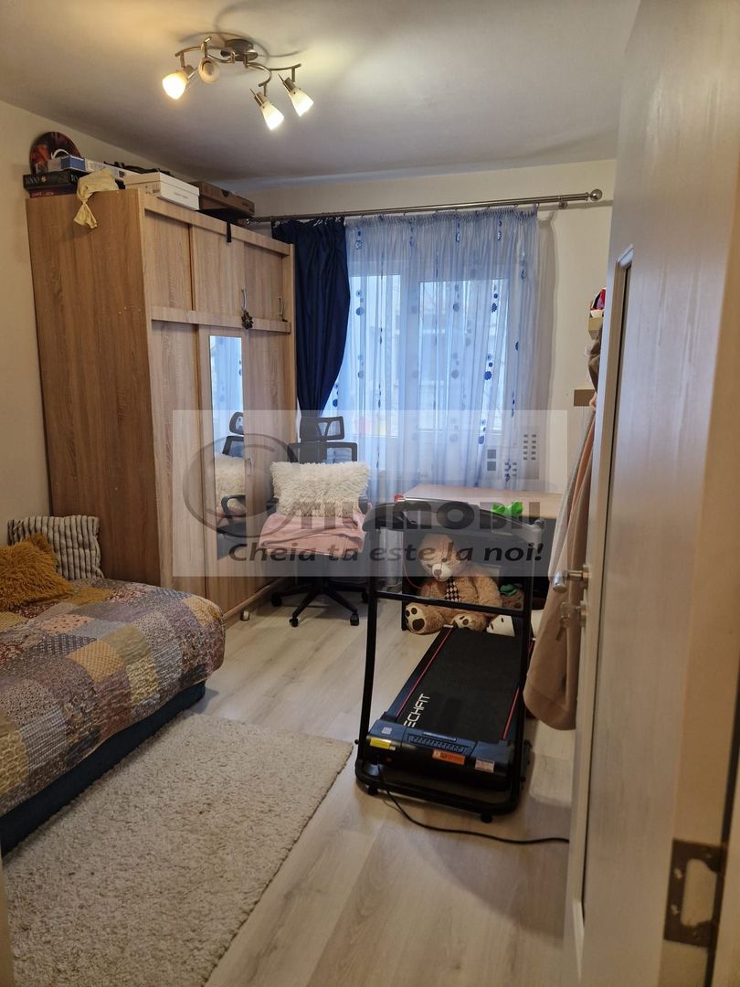 Apartament 4 camere, D, et.2, 76mp utili,  Bul. Chimiei-Metalurgie - Poză 7