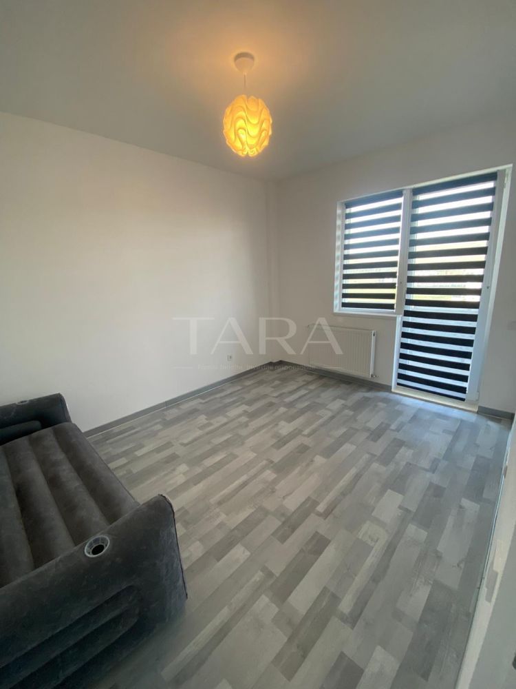 Apartament 3 camere cu terasă generoasă și garaj inclus. - Poză 4