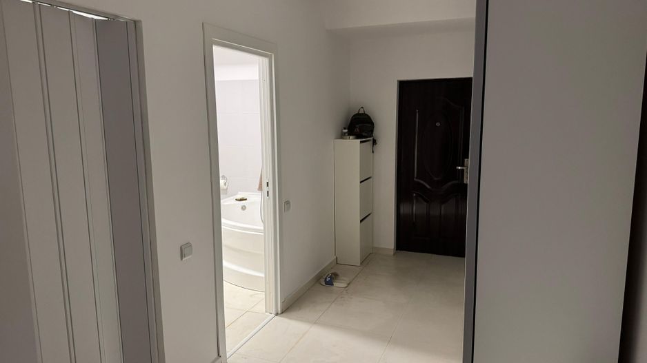 Apartament superb cu doua camere, Aparatorii Patriei, 96.500€ negociabil - Poză 14