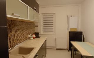 Apartament renovat 3 camere 66 mp utili 2 balcoane 2 bai zona Turnisor - Poză 7