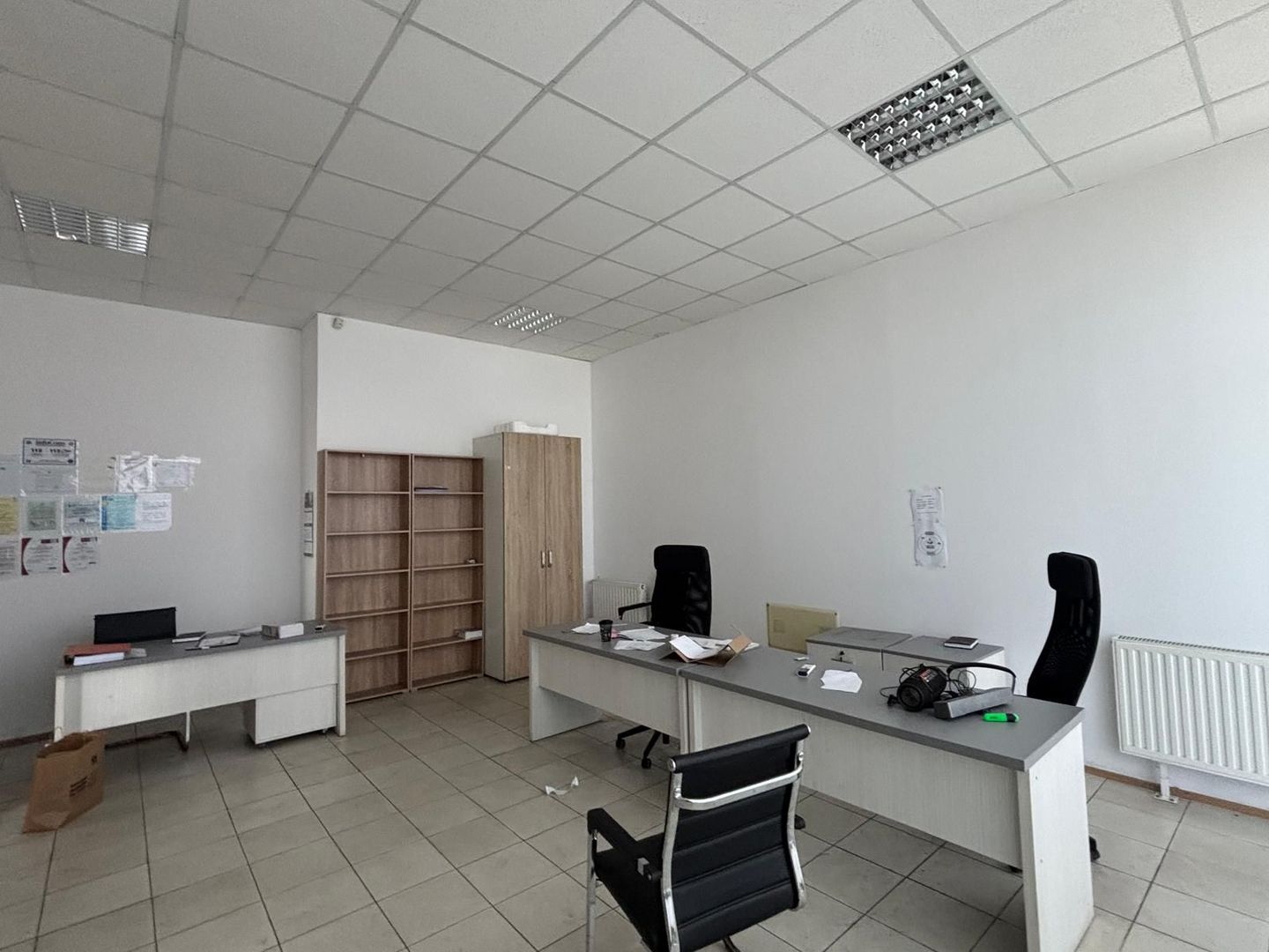 Depozit cu showroom de inchiriat de 1600 mp - Poză 7