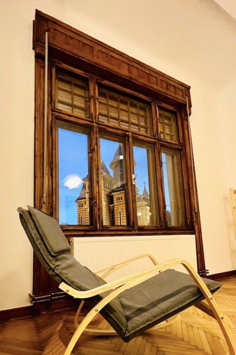 Apartment 3 bedrooms for rent P-ta Victoriei - Poză 11