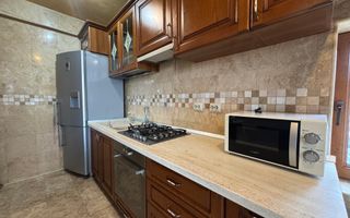 apartament 3 camere 100 mp pe 2 etaje zona Horea central, de închiriat - Poză 5