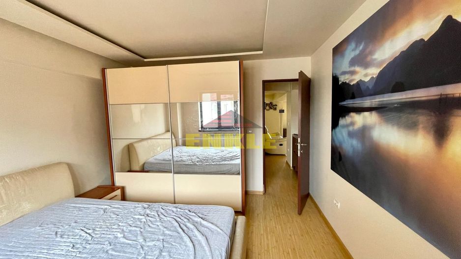 De vanzare apartament 4 camere, zona ultracentrala - Poză 5